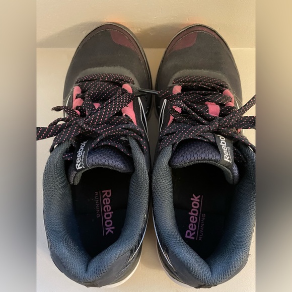 Reebok Runners - Picture 11 of 12